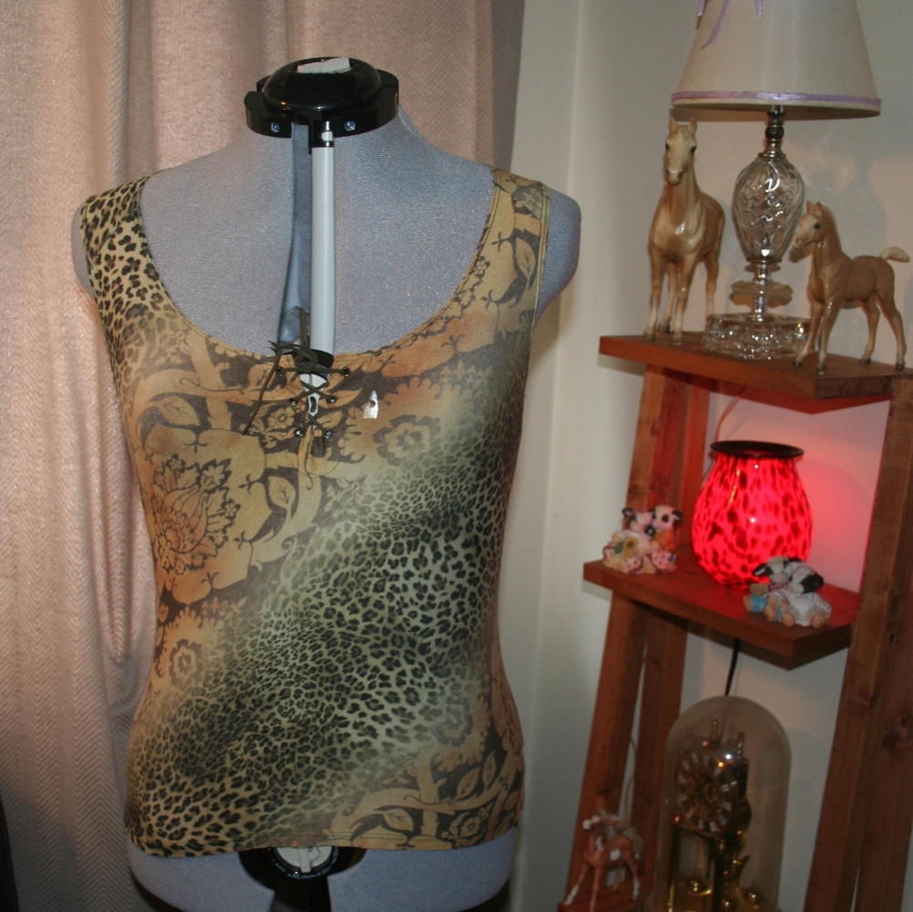 Fashion bug tank